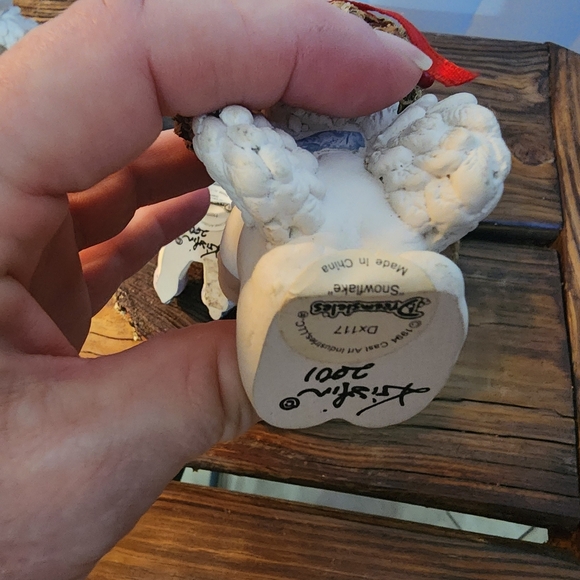 Hallmark Dreamsicle "Snowflake" and "All Star Skater" Christmas Figurines - Picture 7 of 11